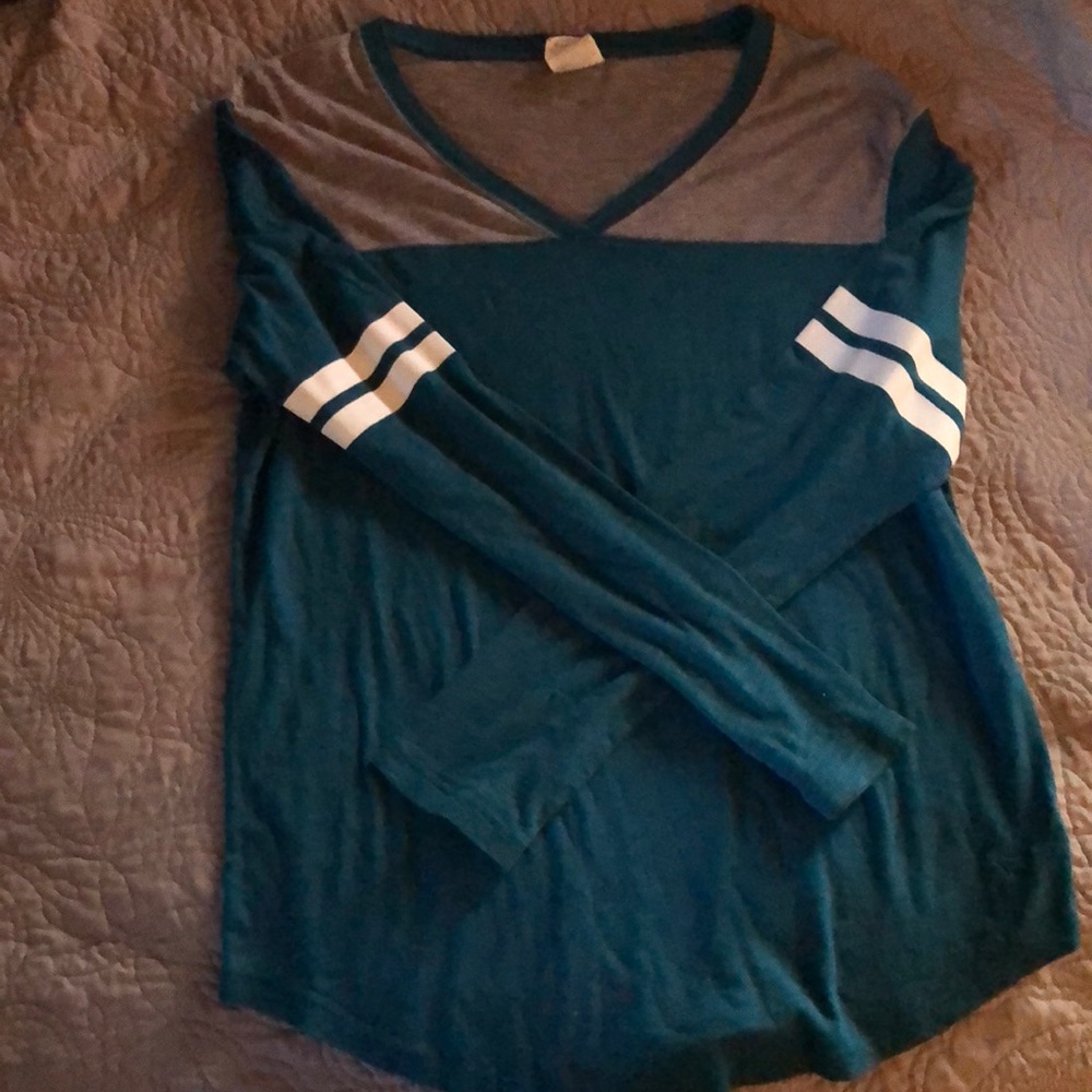 VS long sleeve top size L